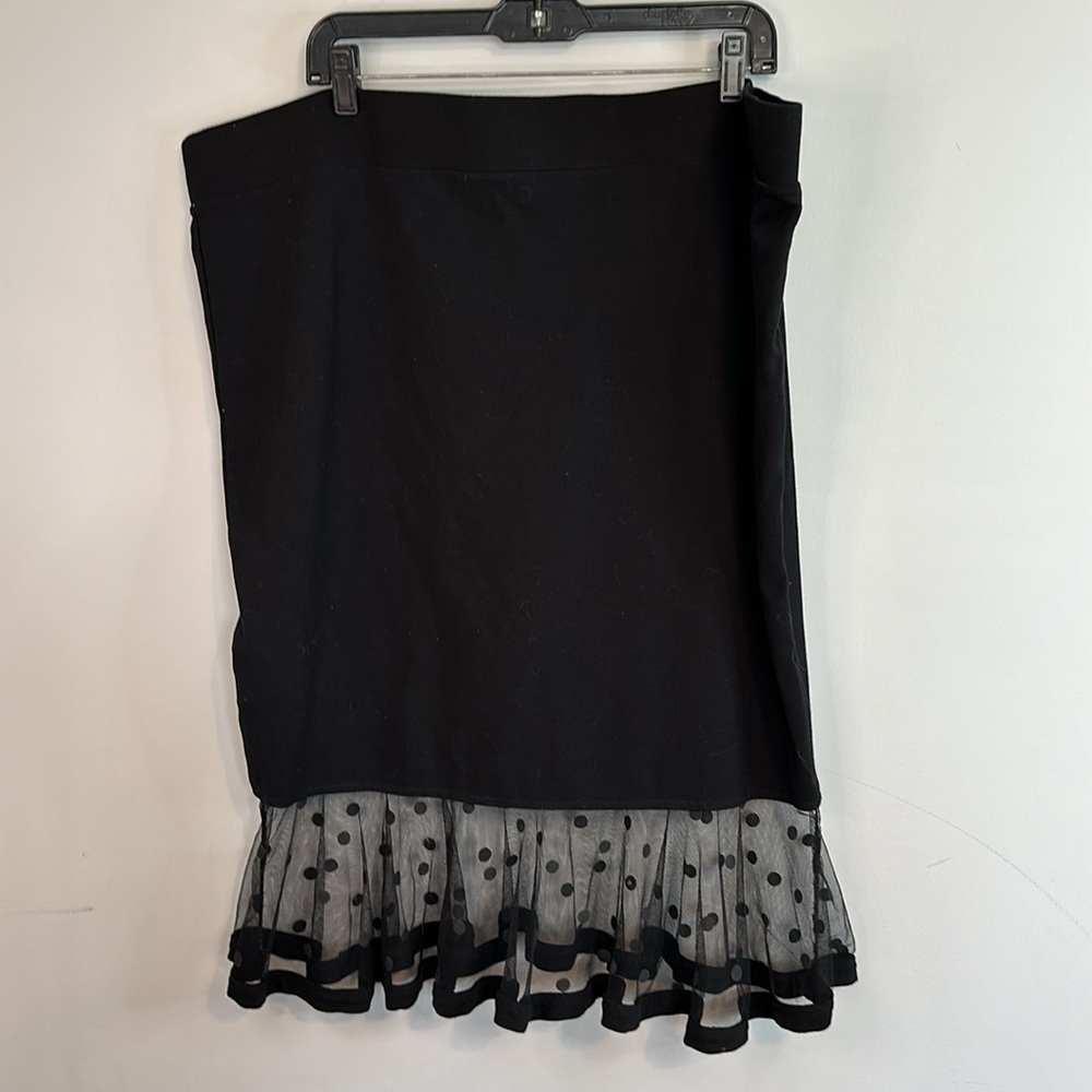 Torrid 4X Black Skirt Polka Dot Lace Flare Trim Skirt - Picture 2 of 4
